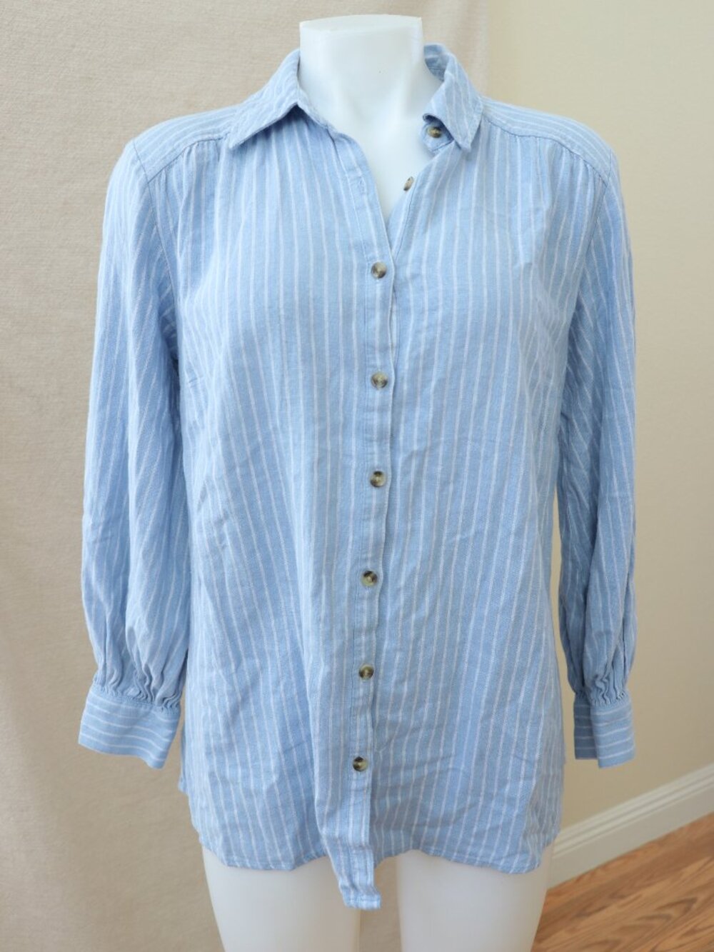 Isabel Light Blue Vertical Stripe Button Front Linen BlouseSz XS